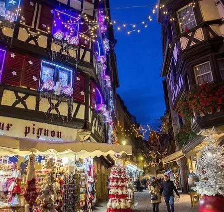 Апартаменты Proche Centre + Parking